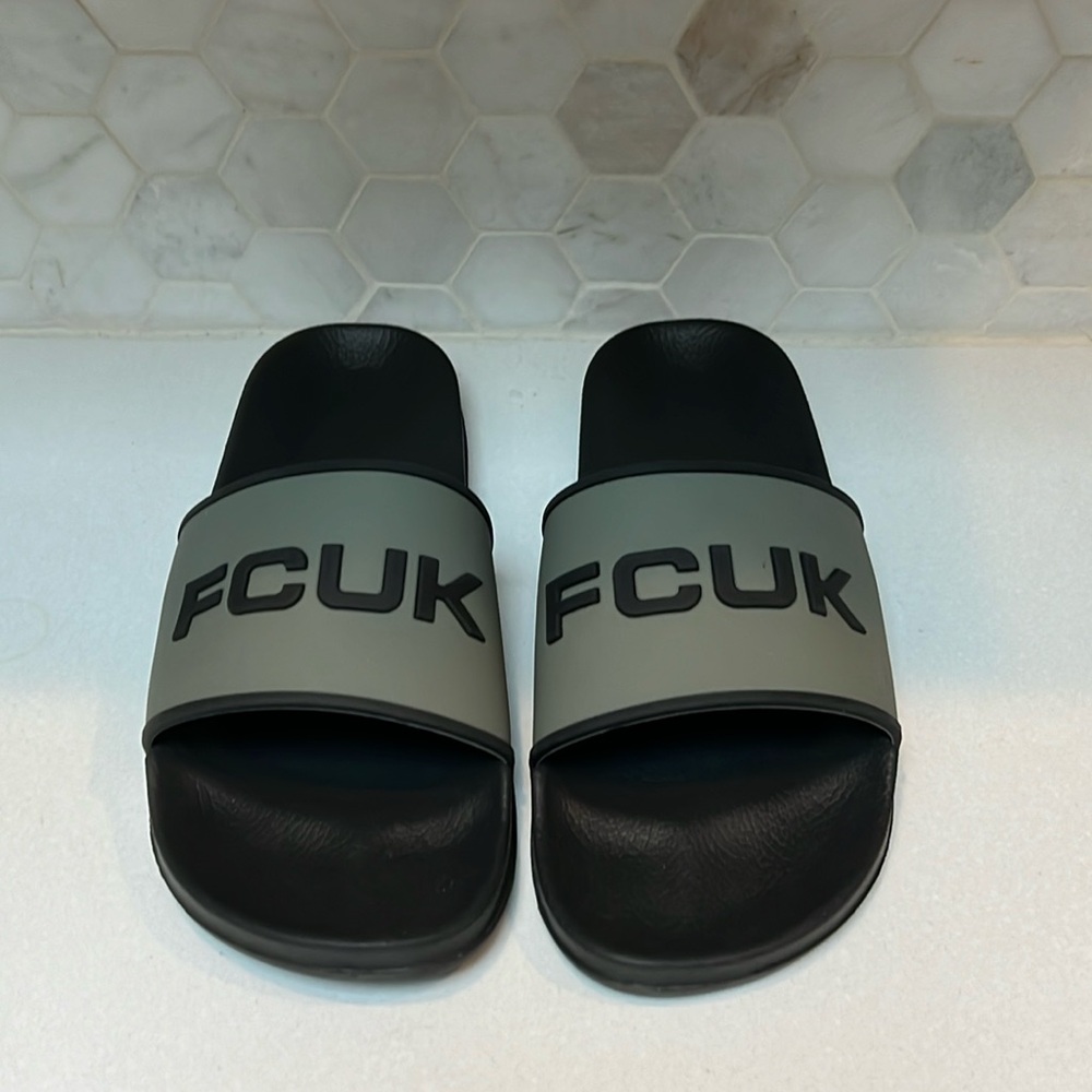 Brand NEW Authentic French Connection FCUK Kadon Slides Slip on Sandels Size 12